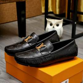 Picture of Louis Vuitton Shoes _SKULVsz38-45mnf051812143